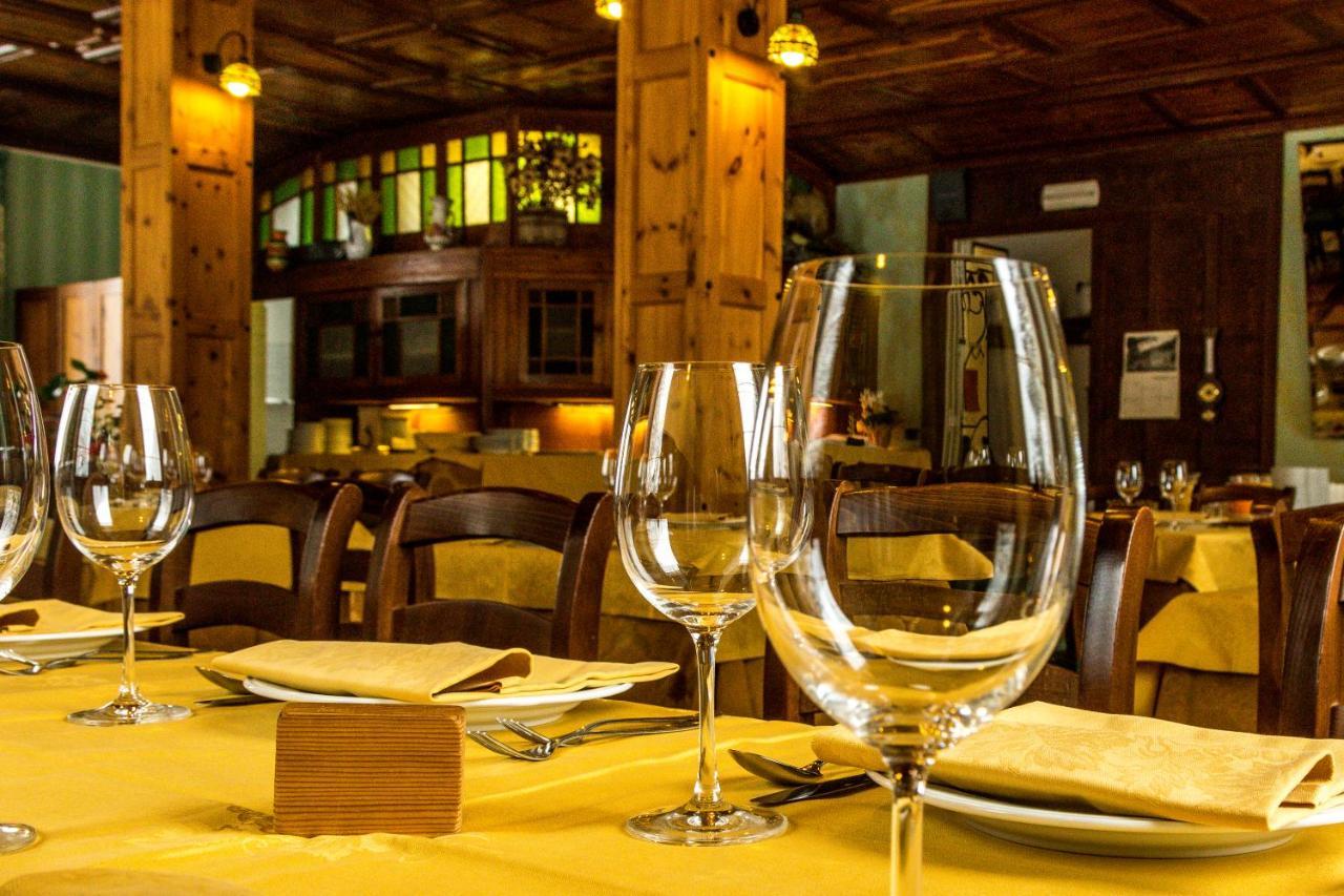 Albergo Monte Cervino Champoluc Esterno foto